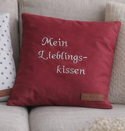 Kirschkernkissen mit Stickerei